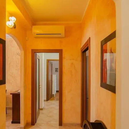 Apartamento Emy House
