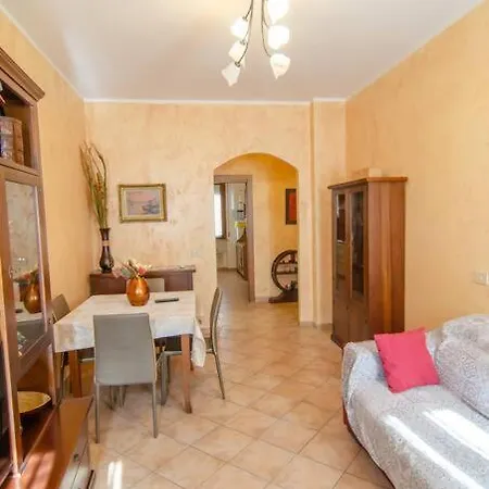 Emy House *