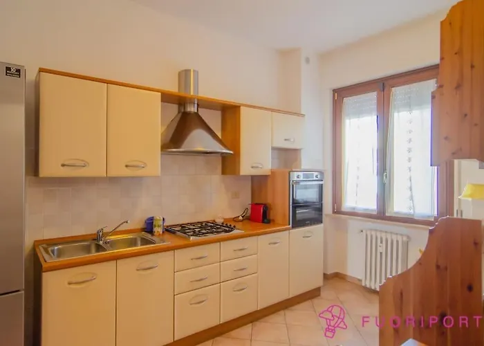 Fuoriporta Affitti Brevi - Emy House Daire Parma