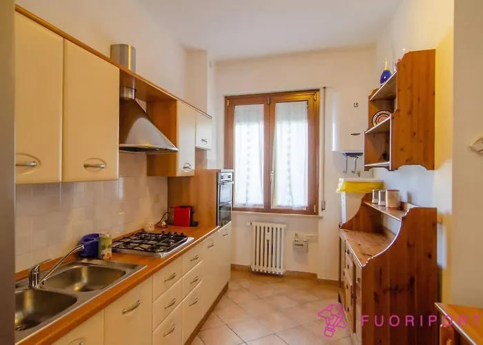 Fuoriporta Affitti Brevi - Emy House * Parma